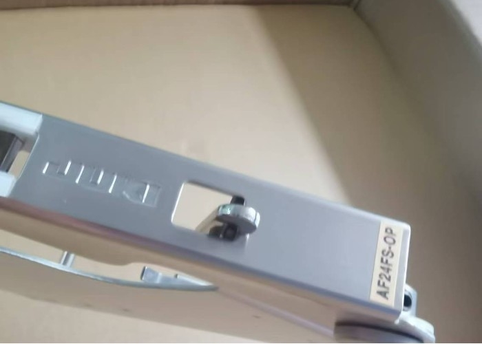 JUKI KE2050 KE2060 FX-1R Máquina SMT Componente de alimentación AF24FS-OP para su cliente